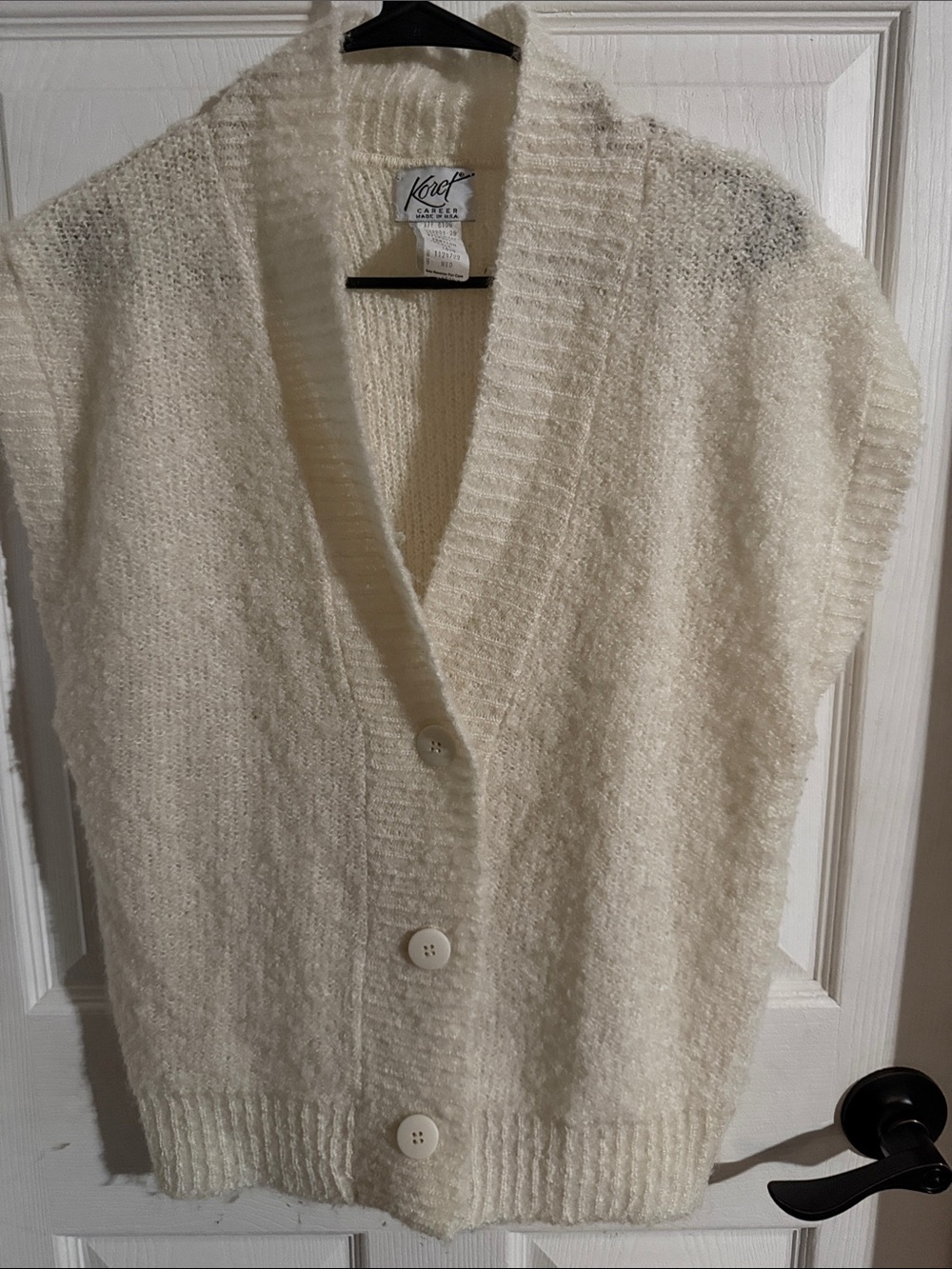 Koret Cream Textured Button-Front Women's Vest
